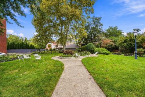 825 Morewood Avenue Shadyside PA 15213