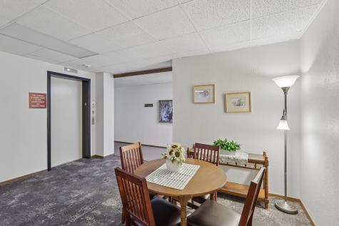 103 Woodstone New Kensington PA 15068