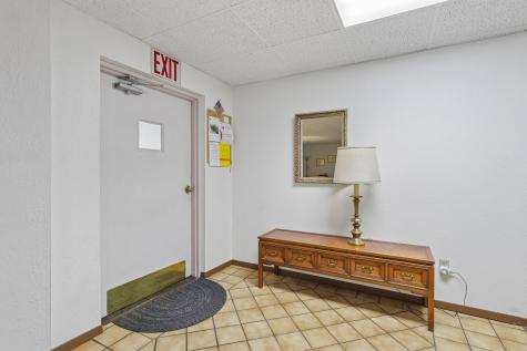 103 Woodstone New Kensington PA 15068
