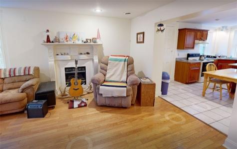 1319 Riverside Drive Bridgewater PA 15009