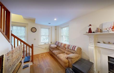 1319 Riverside Drive Bridgewater PA 15009