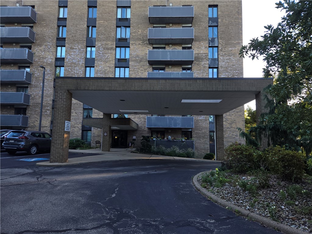 820 E Beau South Strabane PA 15301