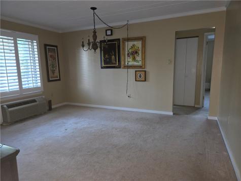 820 E Beau South Strabane PA 15301