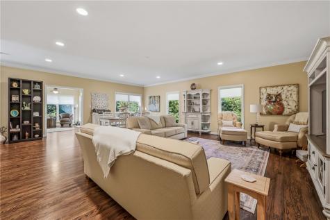 201 Oakview Drive Hermitage PA 16148
