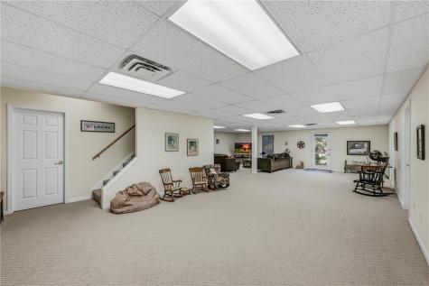 201 Oakview Drive Hermitage PA 16148