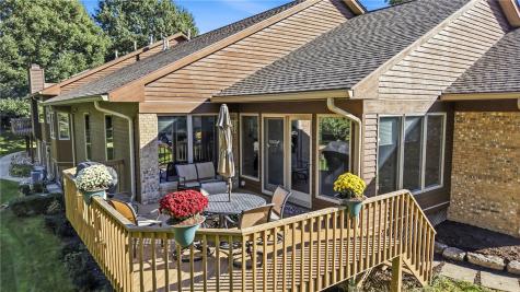 201 Oakview Drive Hermitage PA 16148