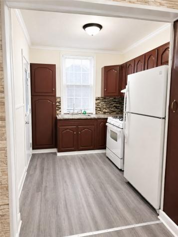 906 1/2 Broadway Avenue Stowe Township PA 15136