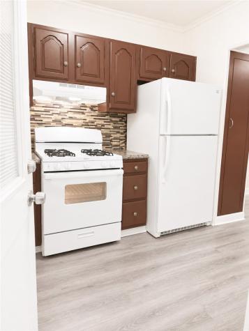 906 1/2 Broadway Avenue Stowe Township PA 15136