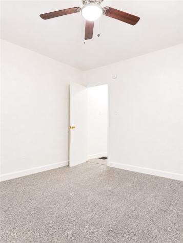 906 1/2 Broadway Avenue Stowe Township PA 15136