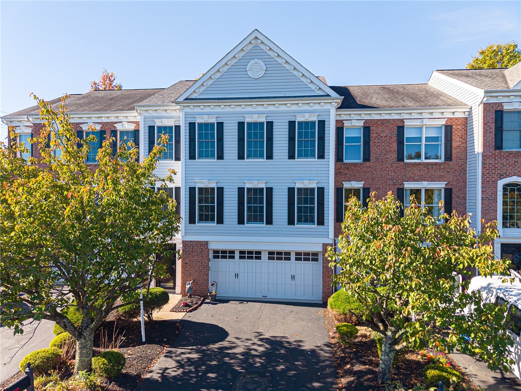 959 Montclair Drive Moon/crescent Township PA 15108