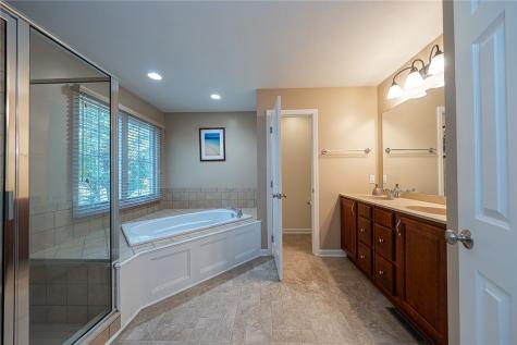 959 Montclair Drive Moon/crescent Township PA 15108