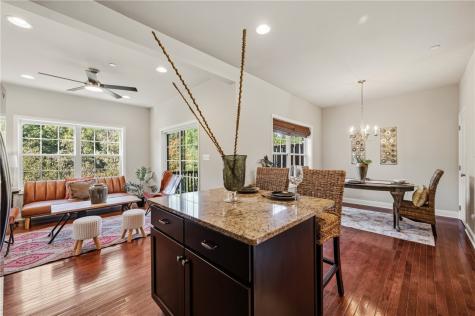 707 Freedom Drive Collier Township PA 15106