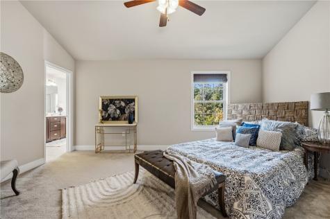 707 Freedom Drive Collier Township PA 15106