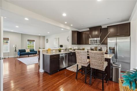 707 Freedom Drive Collier Township PA 15106