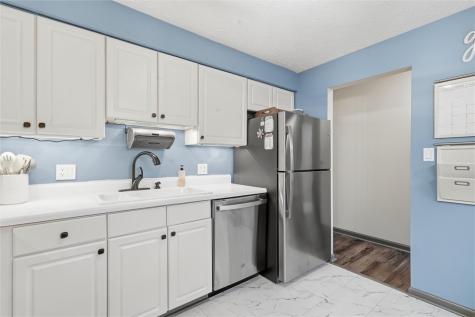 2655 Hunters Point Drive Franklin Park PA 15090