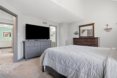 2655 Hunters Point Drive Franklin Park PA 15090