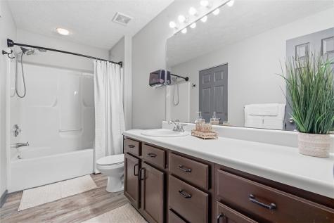 2655 Hunters Point Drive Franklin Park PA 15090
