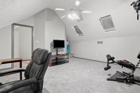 2655 Hunters Point Drive Franklin Park PA 15090
