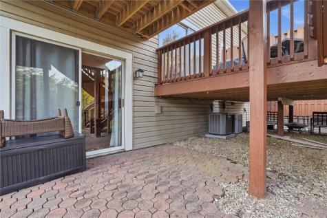 2655 Hunters Point Drive Franklin Park PA 15090