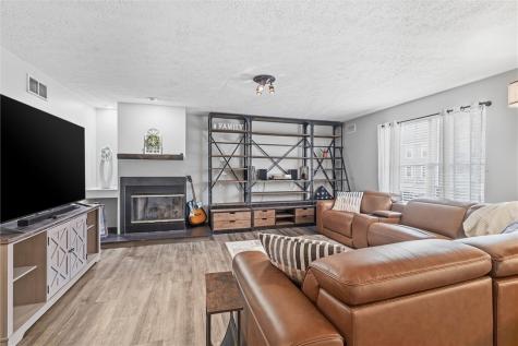2655 Hunters Point Drive Franklin Park PA 15090