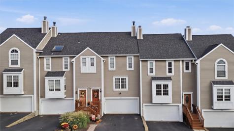 2655 Hunters Point Drive Franklin Park PA 15090