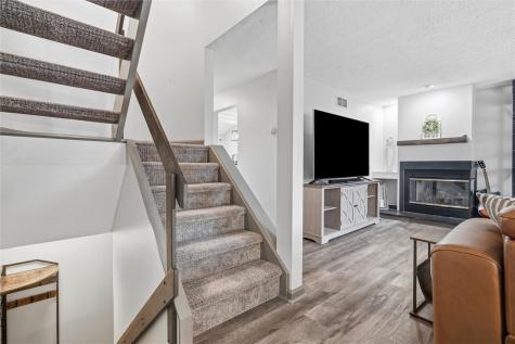 2655 Hunters Point Drive Franklin Park PA 15090