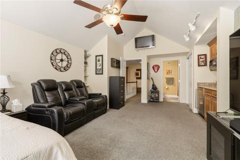 1503 Union Court Adams Township PA 16059