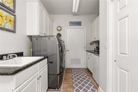 1503 Union Court Adams Township PA 16059