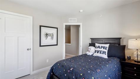 722 Olivia Street Collier Township PA 15205