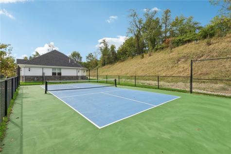 722 Olivia Street Collier Township PA 15205