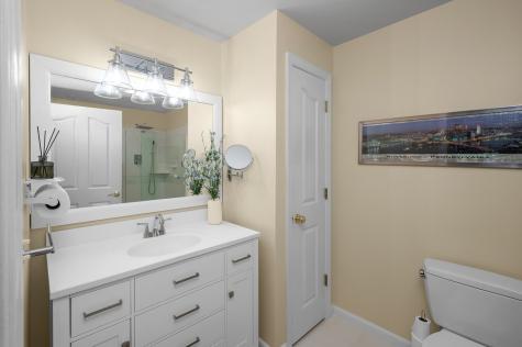 242 Adams Pointe Boulevard Adams Township PA 16046