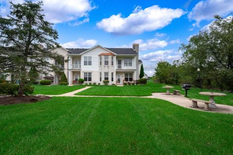 242 Adams Pointe Boulevard Adams Township PA 16046