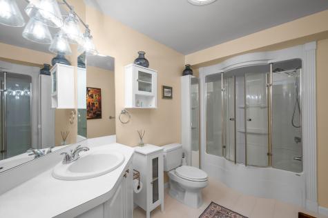242 Adams Pointe Boulevard Adams Township PA 16046
