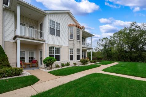 242 Adams Pointe Boulevard Adams Township PA 16046