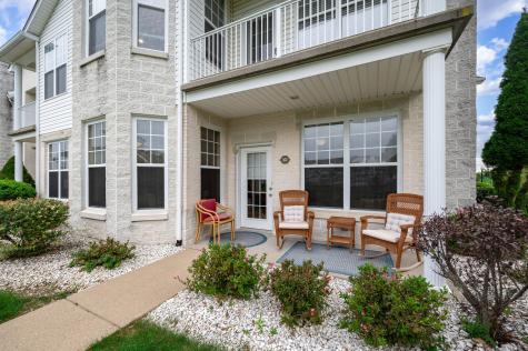 242 Adams Pointe Boulevard Adams Township PA 16046