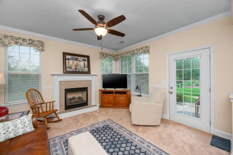 242 Adams Pointe Boulevard Adams Township PA 16046