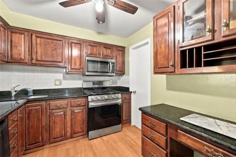 2034 Swallow Hill Scott Township PA 15220