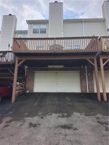 206 Hillvue Drive Seven Fields Boro PA 16046