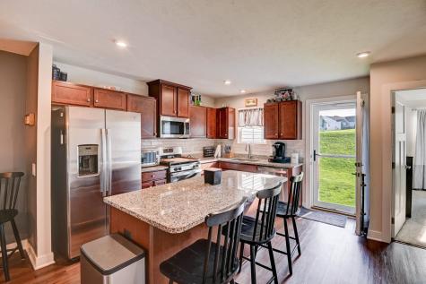 272 Smith Lane Chippewa Township PA 15010