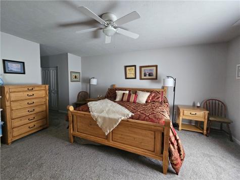 562 Woodhawk Lane Franklin Township PA 16001