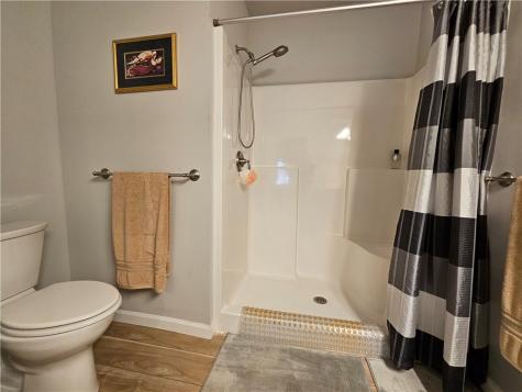 562 Woodhawk Lane Franklin Township PA 16001