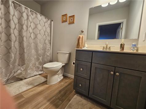562 Woodhawk Lane Franklin Township PA 16001