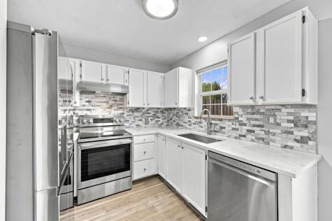306 Castle Creek Drive Seven Fields Boro PA 16046
