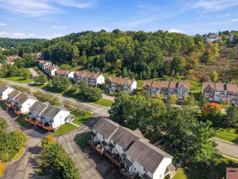 306 Castle Creek Drive Seven Fields Boro PA 16046