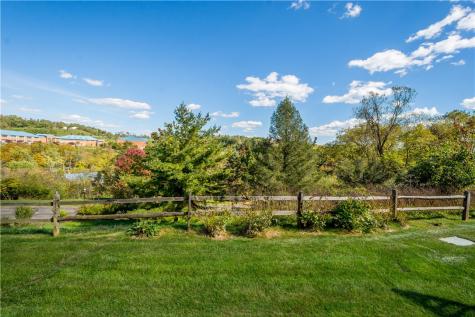 1407 Greenbriar Court South Park PA 15129