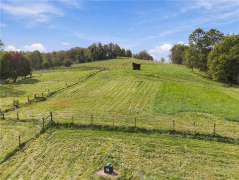 327 Sugar Run Road Waynsbrg/frankln Township PA 15370