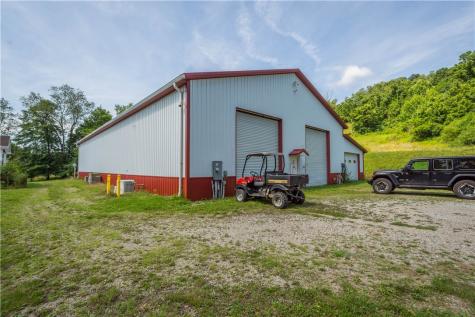 185 Dutch Glory Road West Bethlehem PA 15311