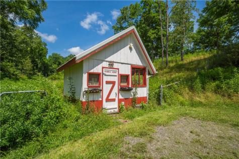 185 Dutch Glory Road West Bethlehem PA 15311
