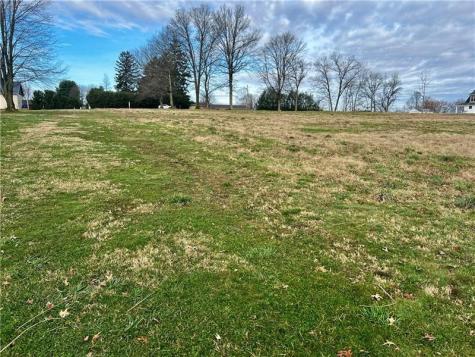 235 N Isabella Street Saxonburg Boro PA 16056