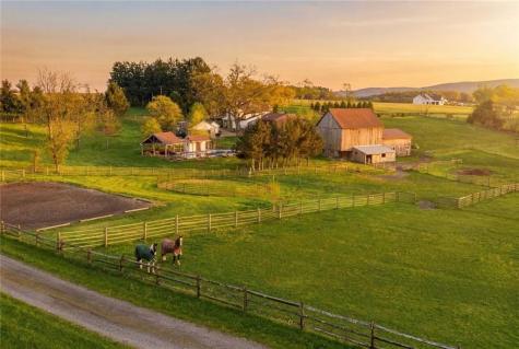 232 Whitestown Road Lancaster Township PA 16037